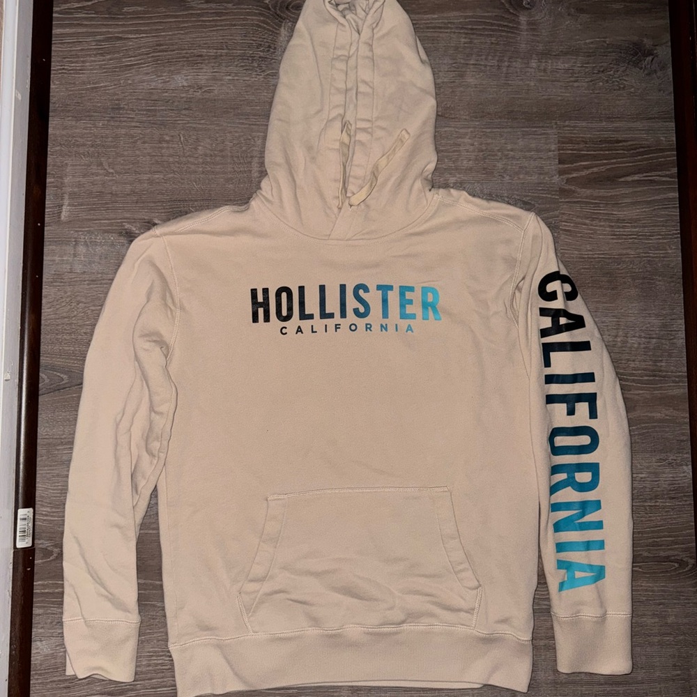 Medium size Hollister hoodie